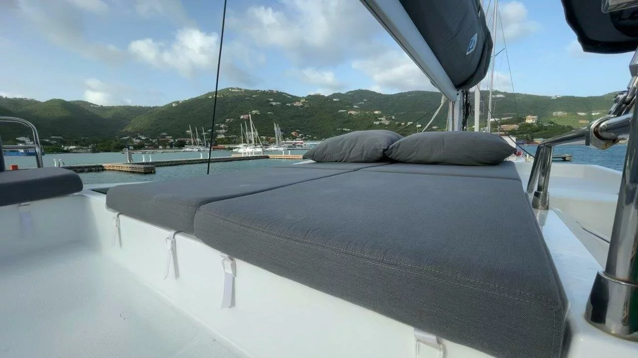 Fountaine Pajot Elba 45 - 5 cab. (Ogibni)  - 12