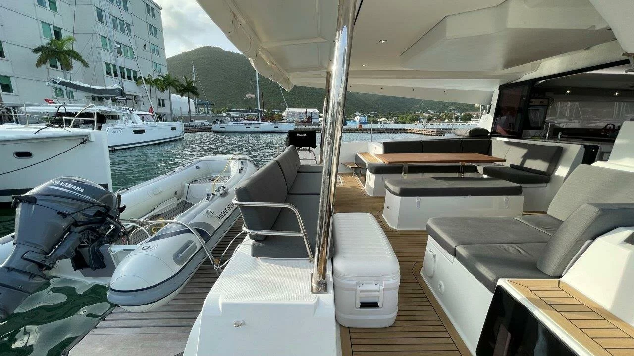 Fountaine Pajot Elba 45 - 5 cab. (Ogibni)  - 14