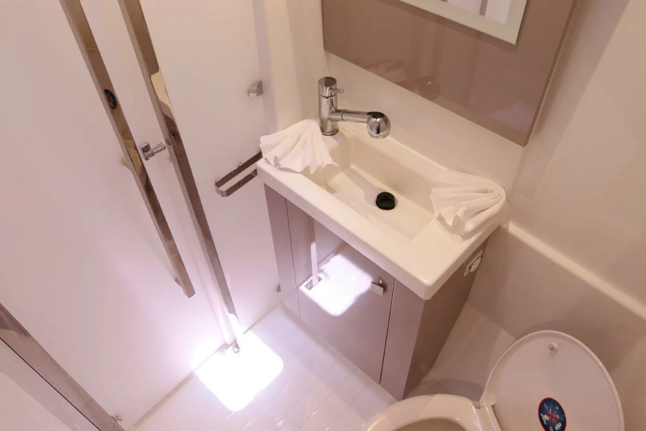 Fountaine Pajot Astrea 42 - 4 + 1 cab. (Time Thief)  - 21