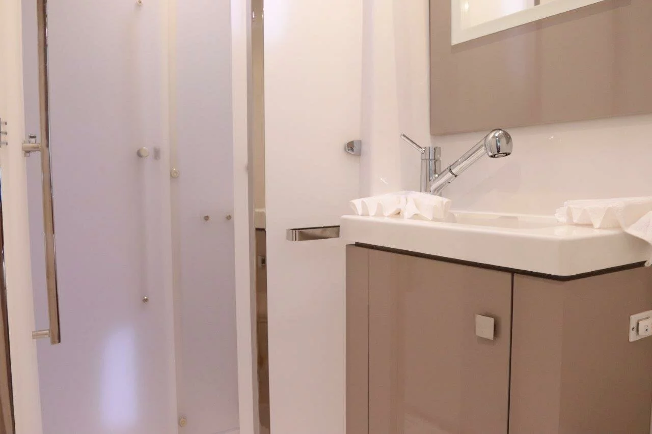 Fountaine Pajot Astrea 42 - 4 + 1 cab. (Penny Lane)  - 21