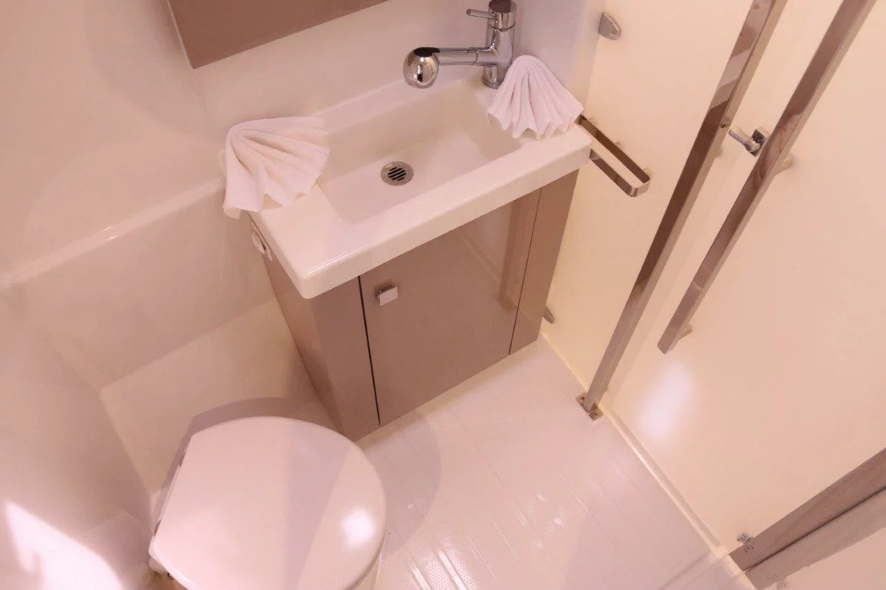 Fountaine Pajot Astrea 42 - 4 + 1 cab. (Penny Lane)  - 24