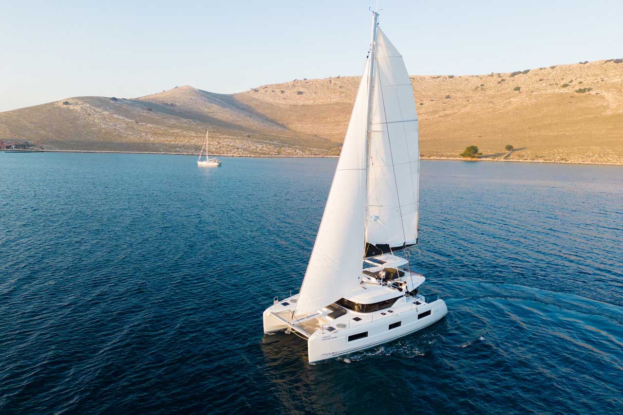 Photo #1 - Lagoon 46 - 4 + 2 cab. (Forever Young) en Sibenik - 34065