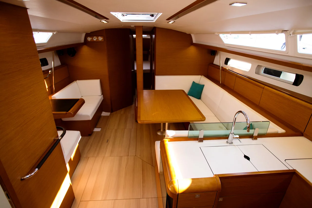 Sun Odyssey 449 (Charlie)  - 3