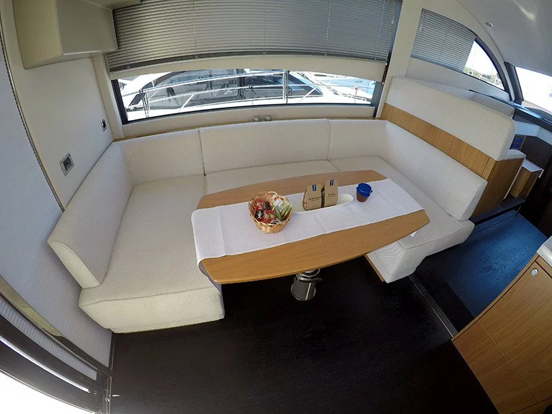 Fairline Squadron 50 (Get Lucky)  - 5