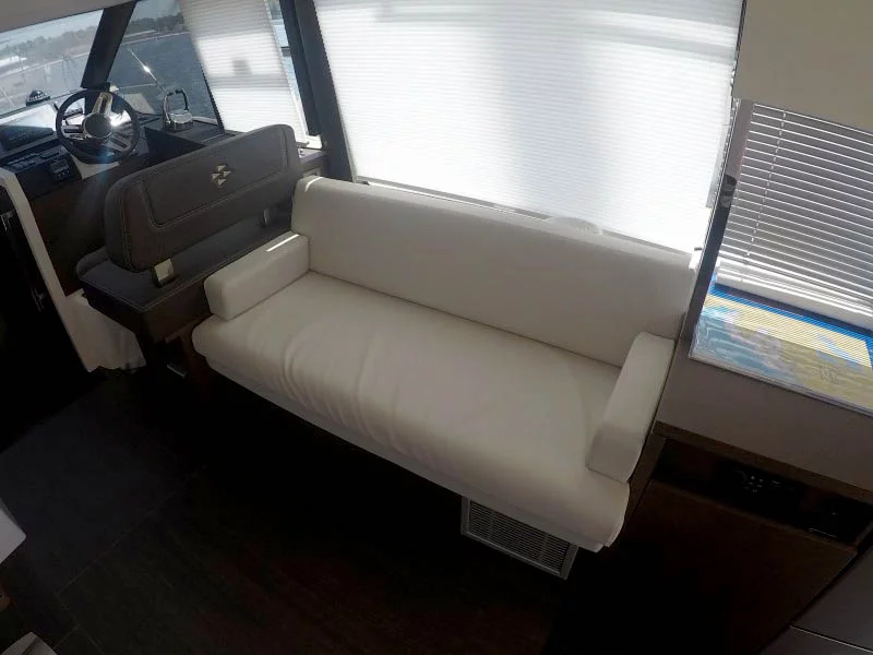 Prestige 420 Fly (Brigadoon)  - 12