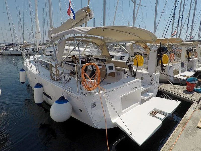 Dufour 390 GL (Barone)  - 4