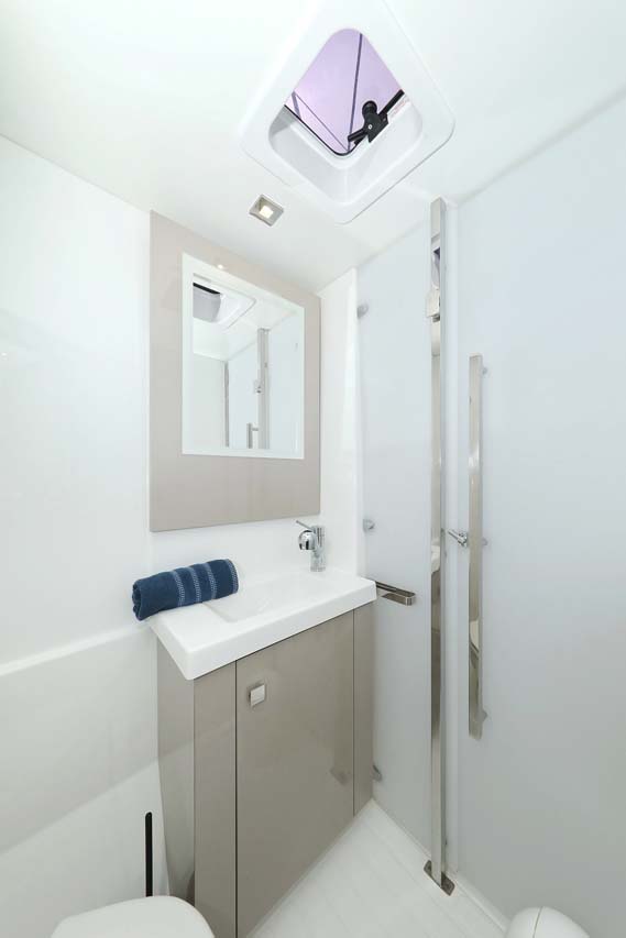 Photo #35 - Fountaine Pajot Astrea 42 - 4 + 2 cab. (La Mula) in Trogir - 34164