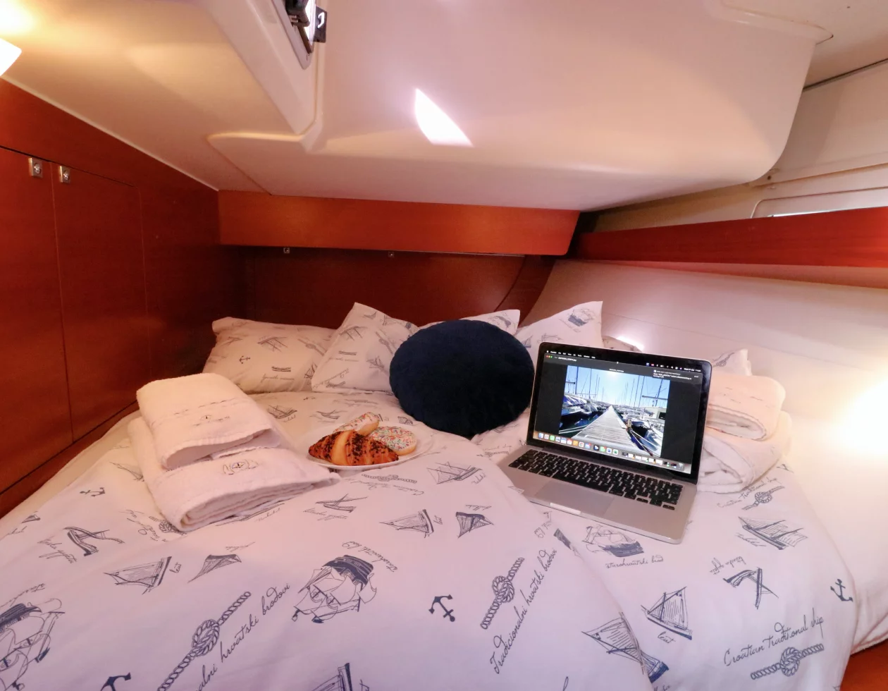 Dufour 460 GL (Alila III)  - 9