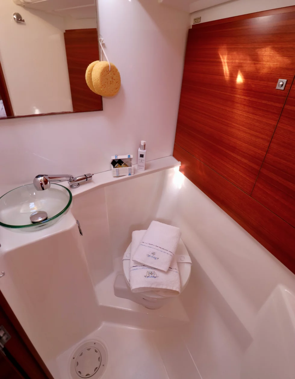 Dufour 460 GL (Alila III)  - 15