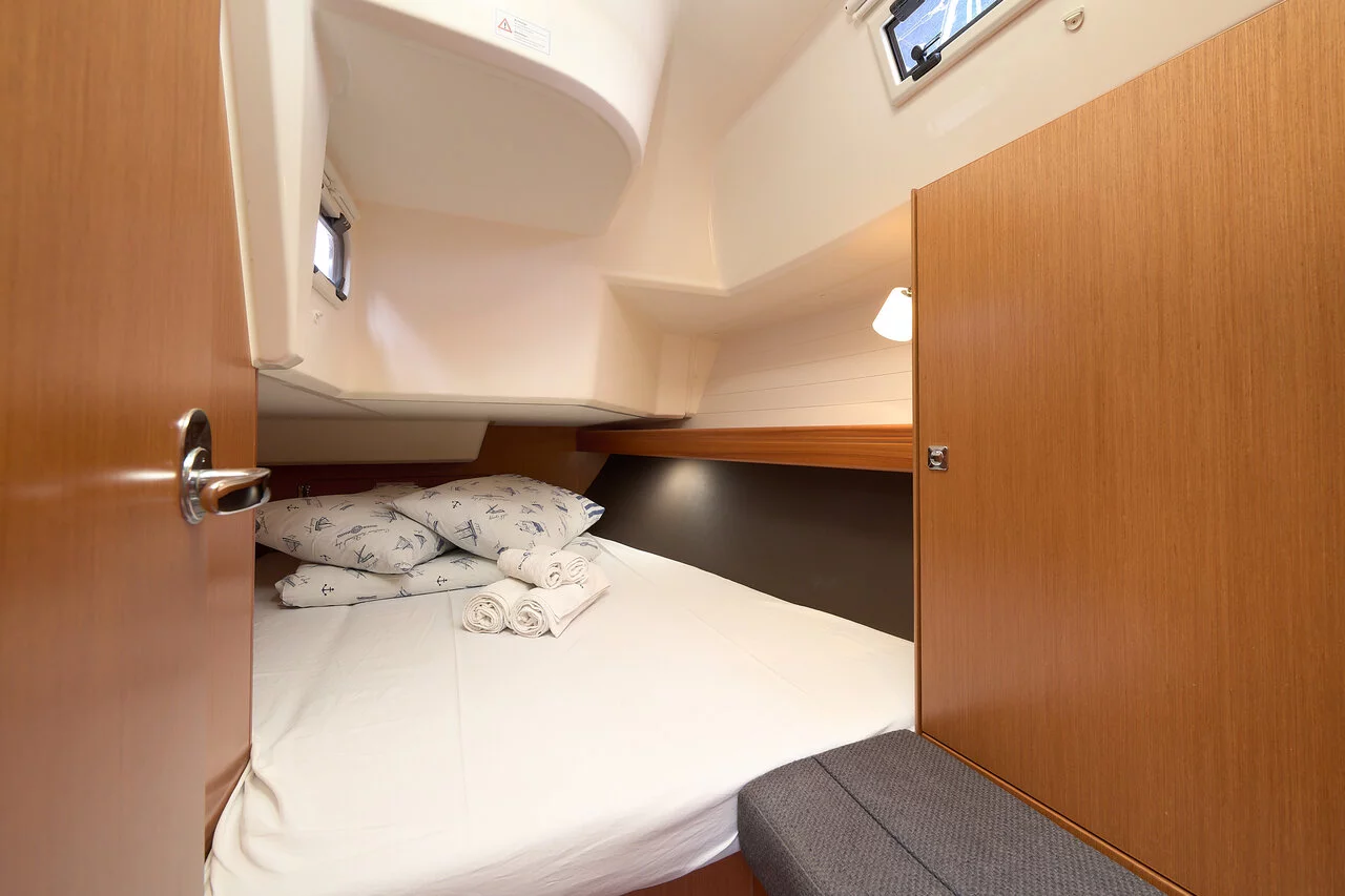 Bavaria Cruiser 37 - 3 cab. (Toni)  - 36