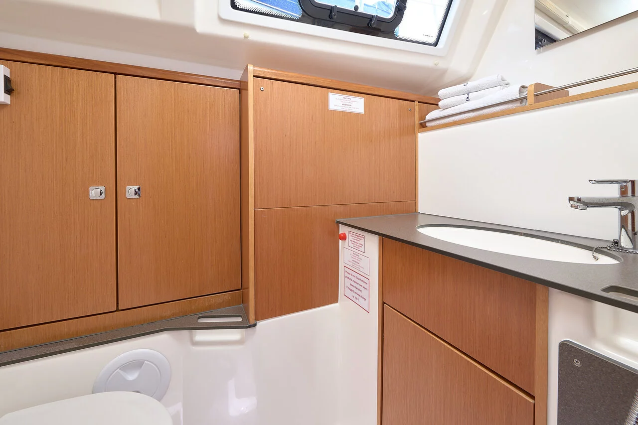 Bavaria Cruiser 37 - 3 cab. (Toni)  - 39