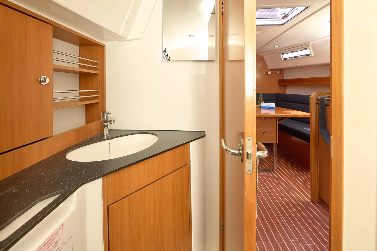 Bavaria Cruiser 37 - 3 cab. (Toni)  - 40