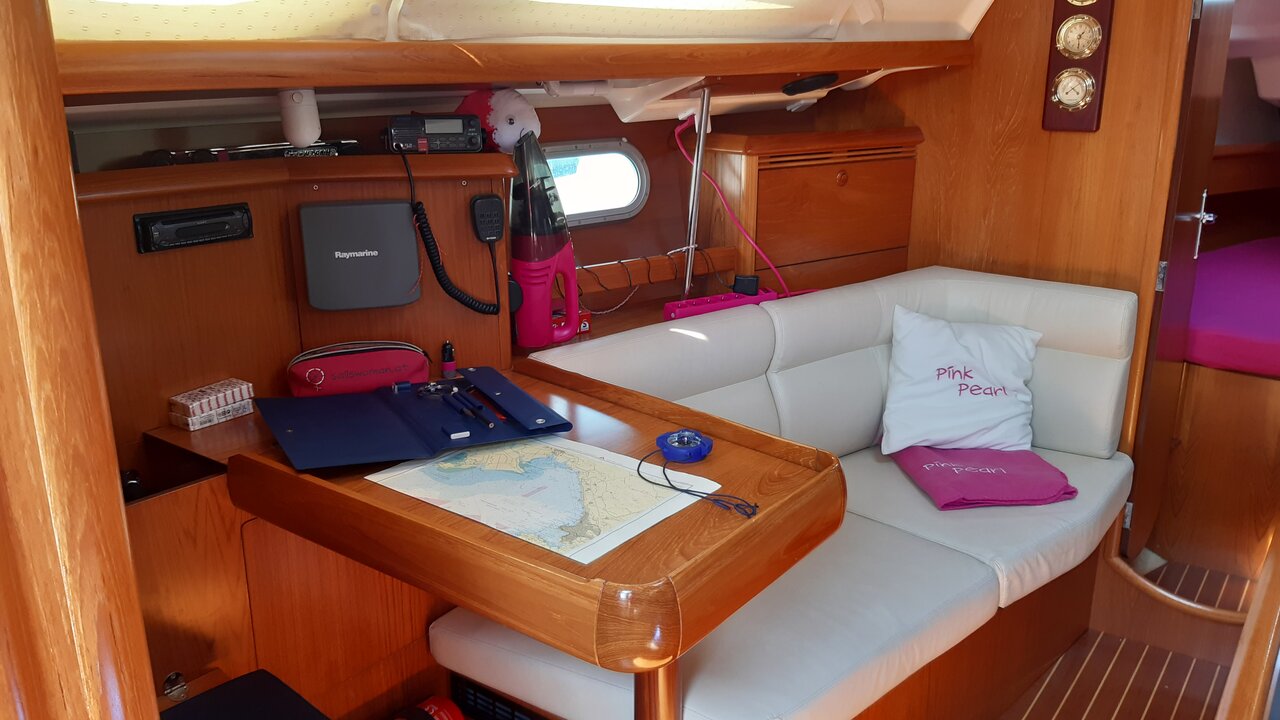 Photo #5 - Sun Odyssey 37 (Pink Pearl) en Izola - 34209