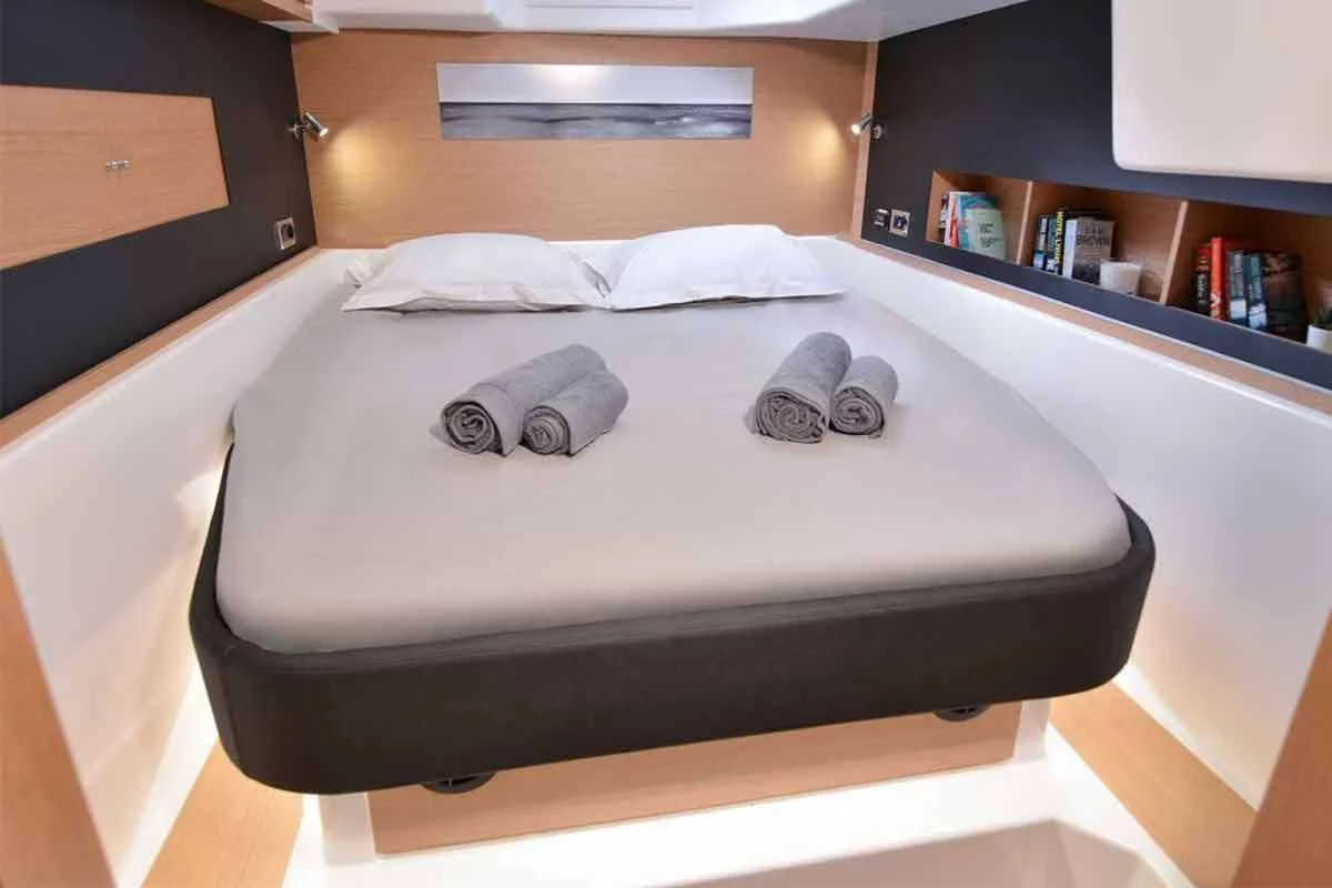 Dufour 48 Catamaran - 5 + 1 cab. (Jovy)  - 9