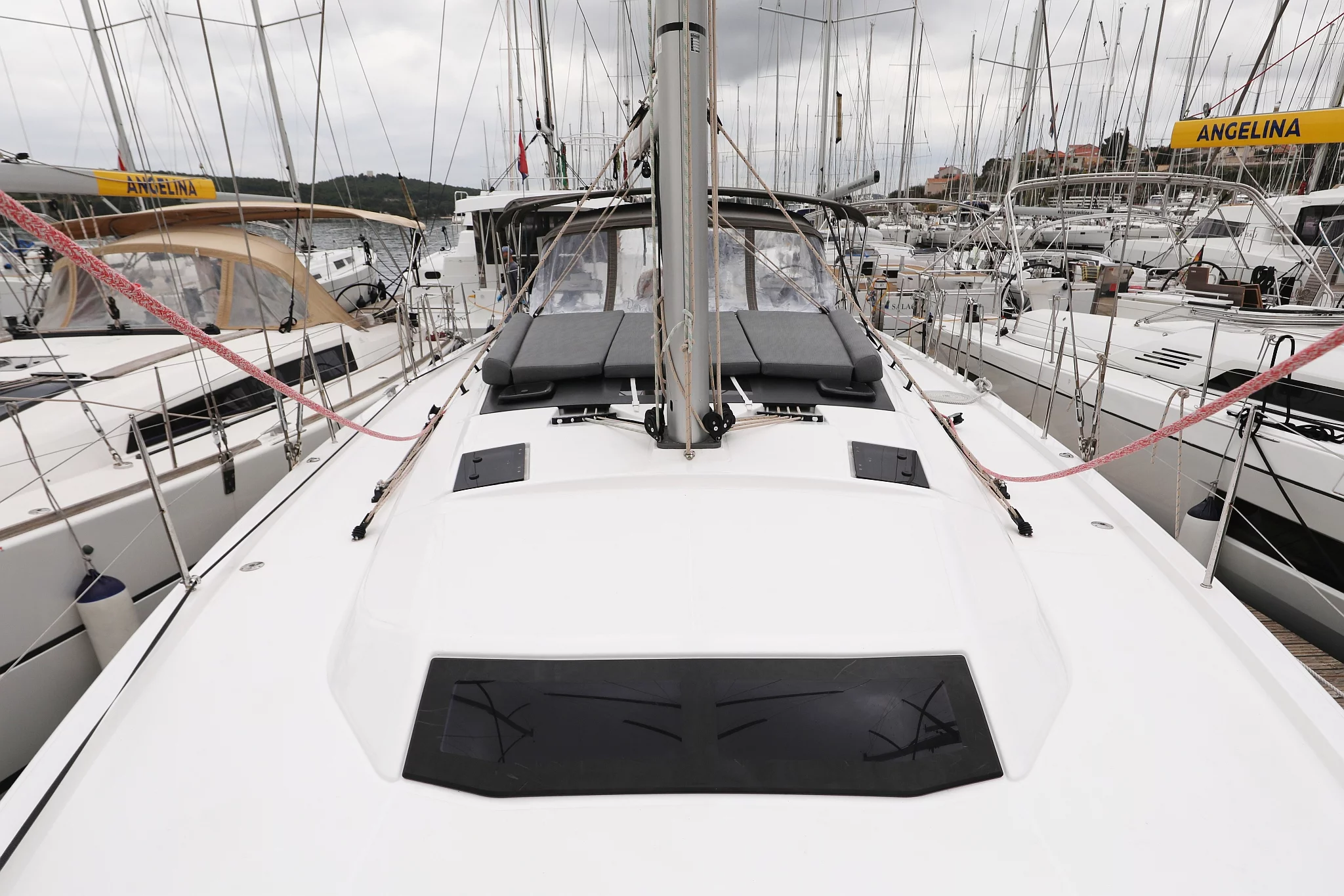 Dufour 470 - 5 cab. (Shooting Star)  - 9