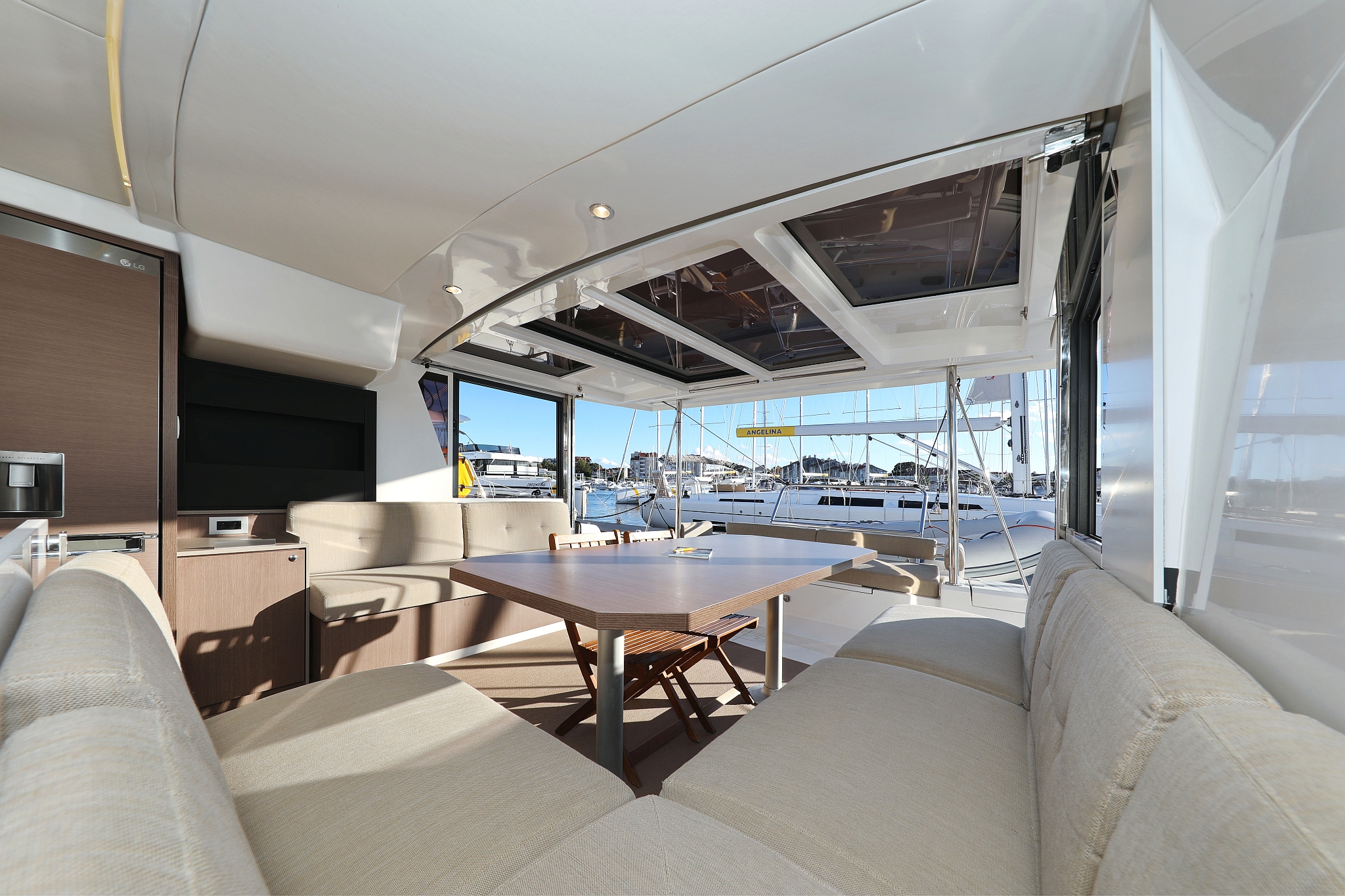 Photo #17 - Bali 4.2 - 4 + 1 cab. (Hubble) in Biograd - 34250