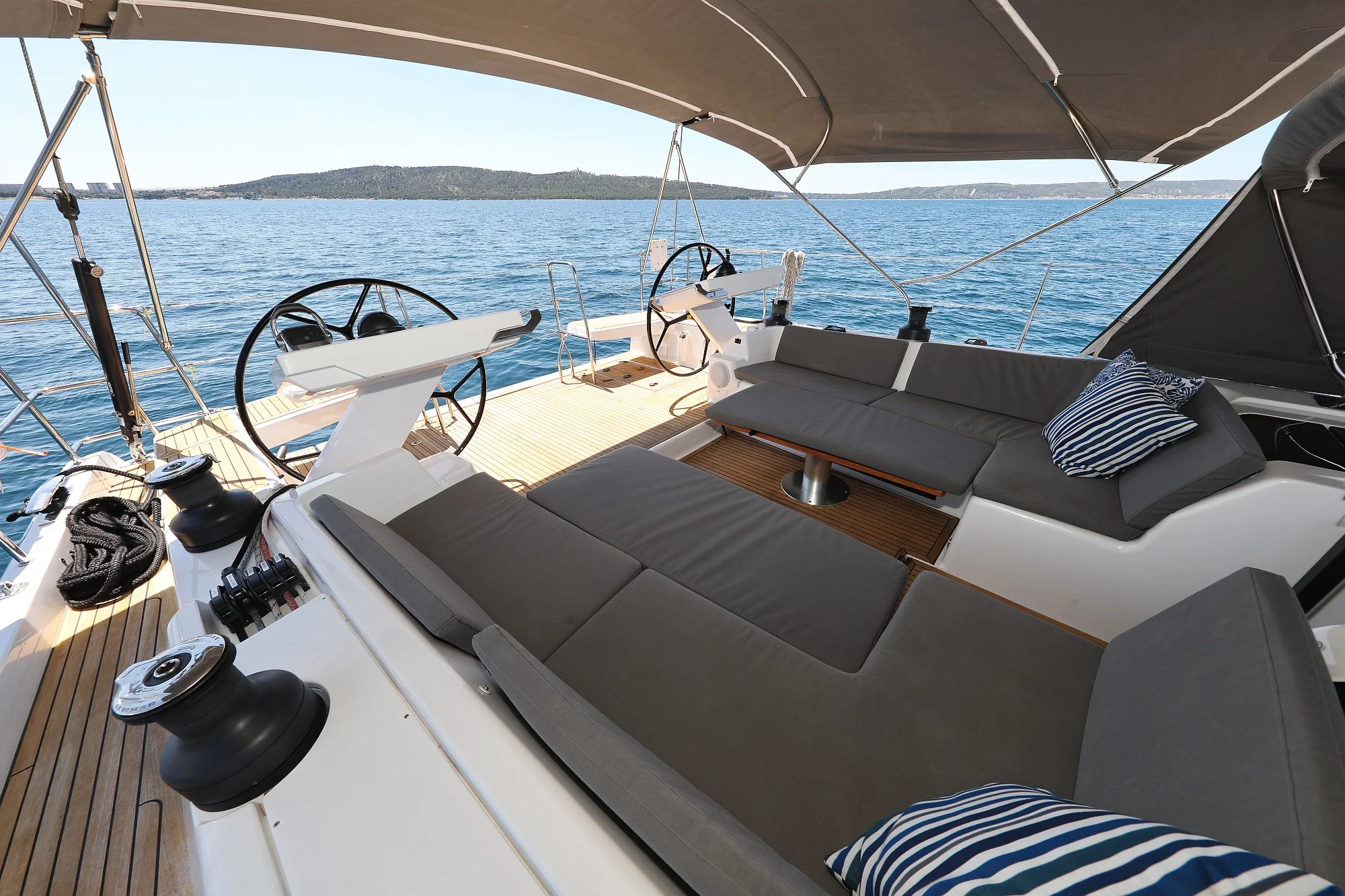 Hanse 588 - 5 + 1 cab. (Hot Stuff)  - 11