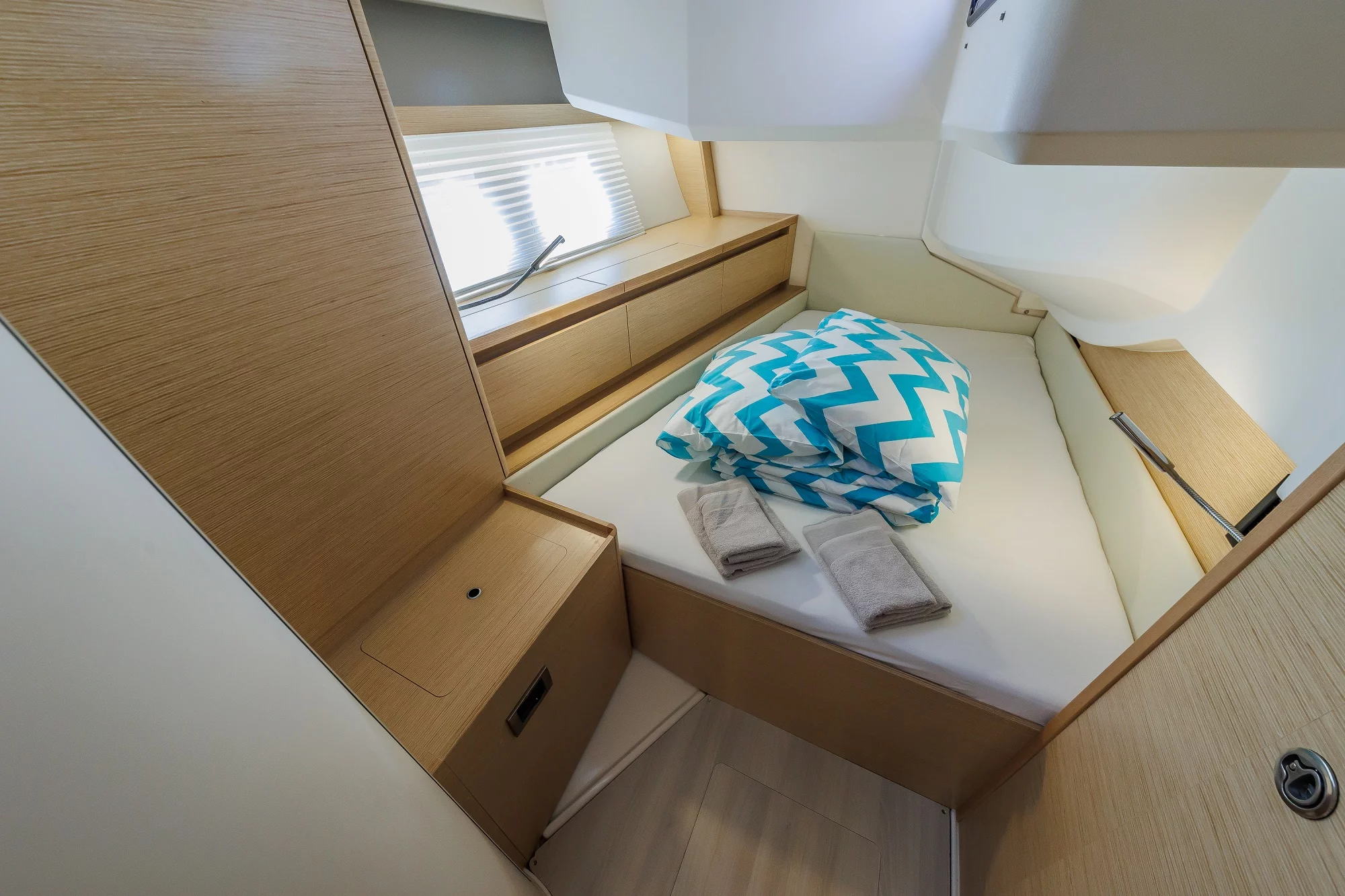 Hanse 588 - 4 + 1 cab. (Mischief 2.0)  - 19
