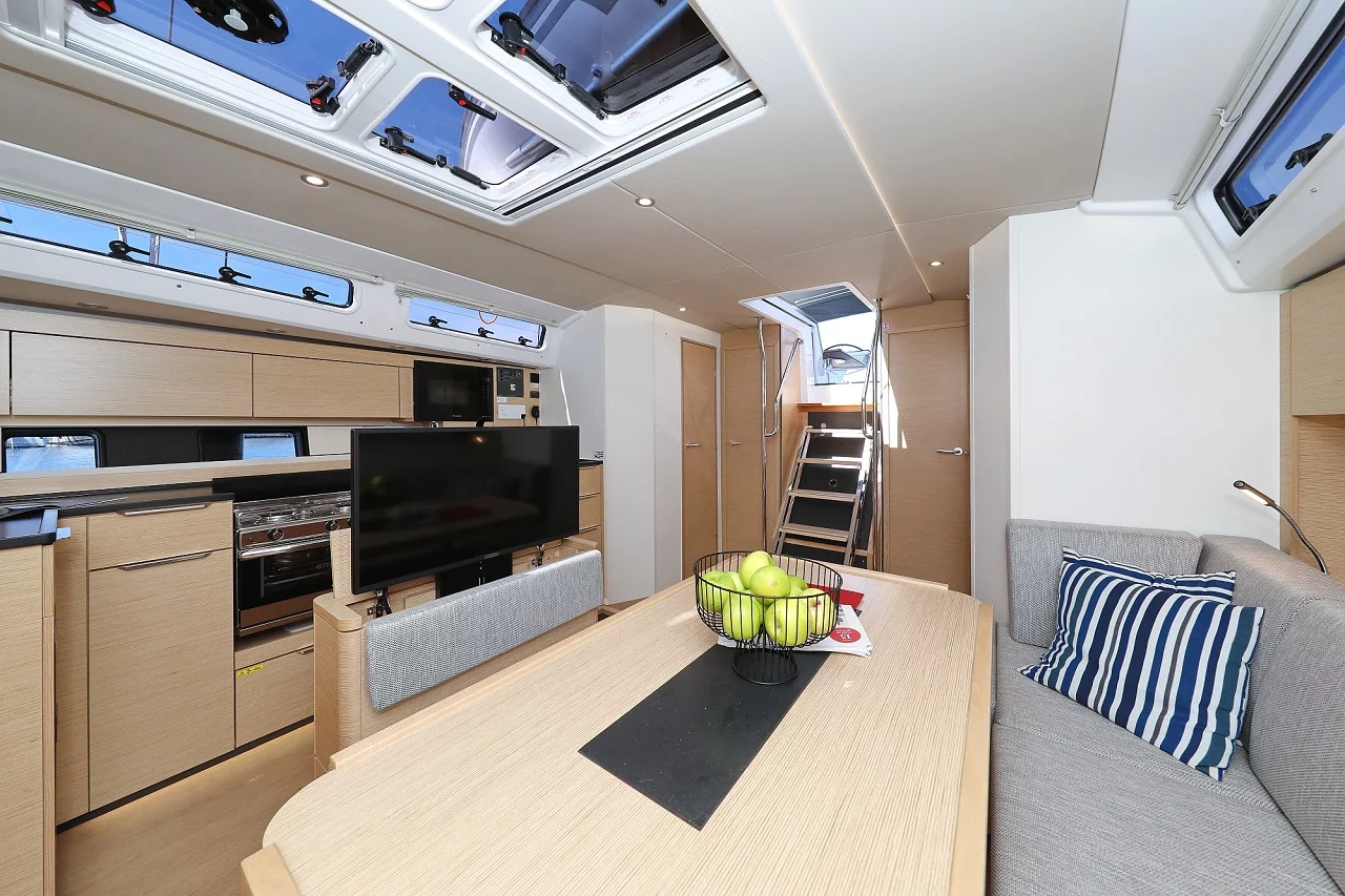 Hanse 460 - 4 cab. (Miss Moneypenny - OW)  - 11