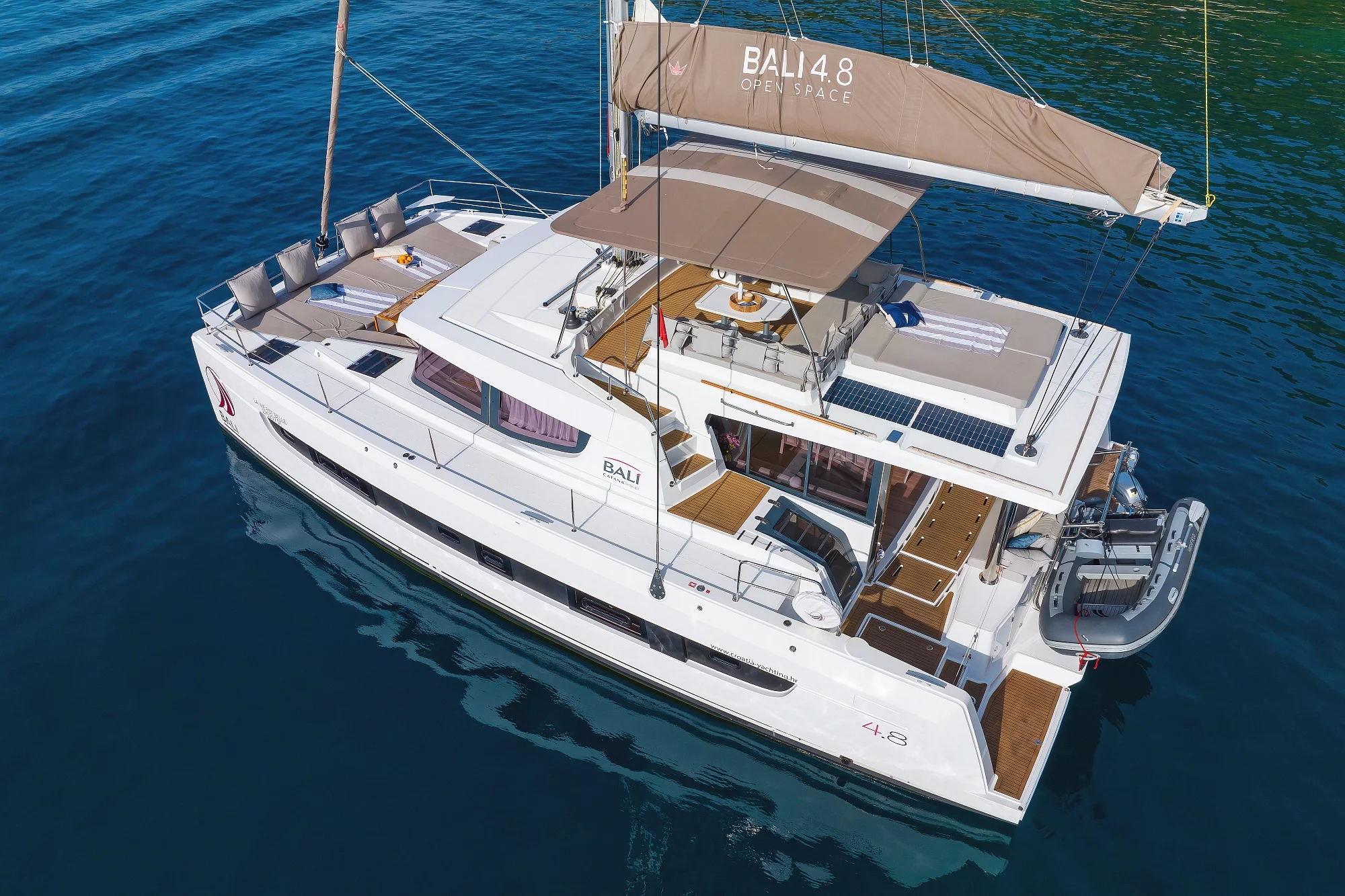 Bali 4.8 - 5 + 2 cab (La Vie Est Belle)  - 5