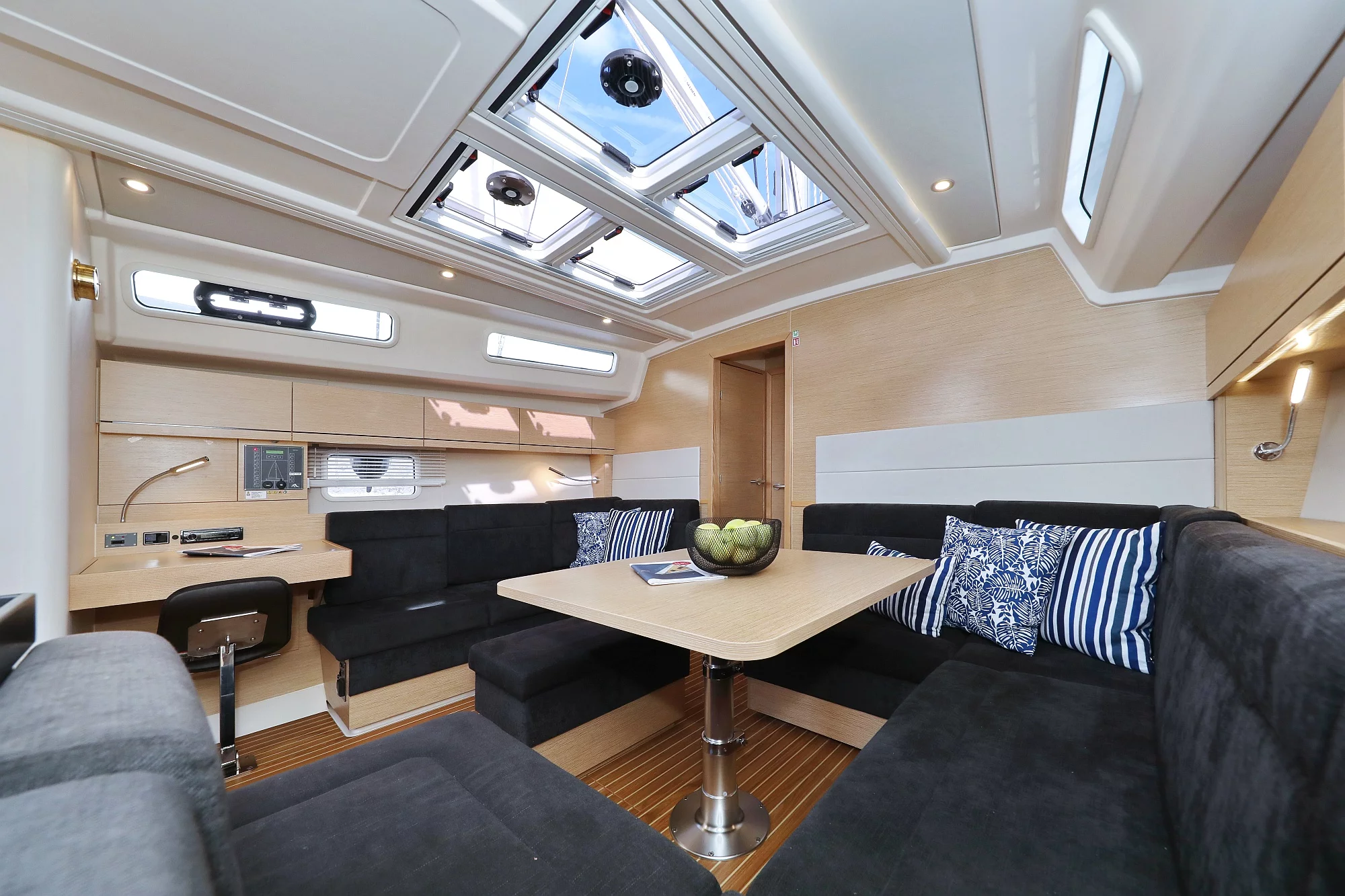 Hanse 458 (Kind of magic)  - 10