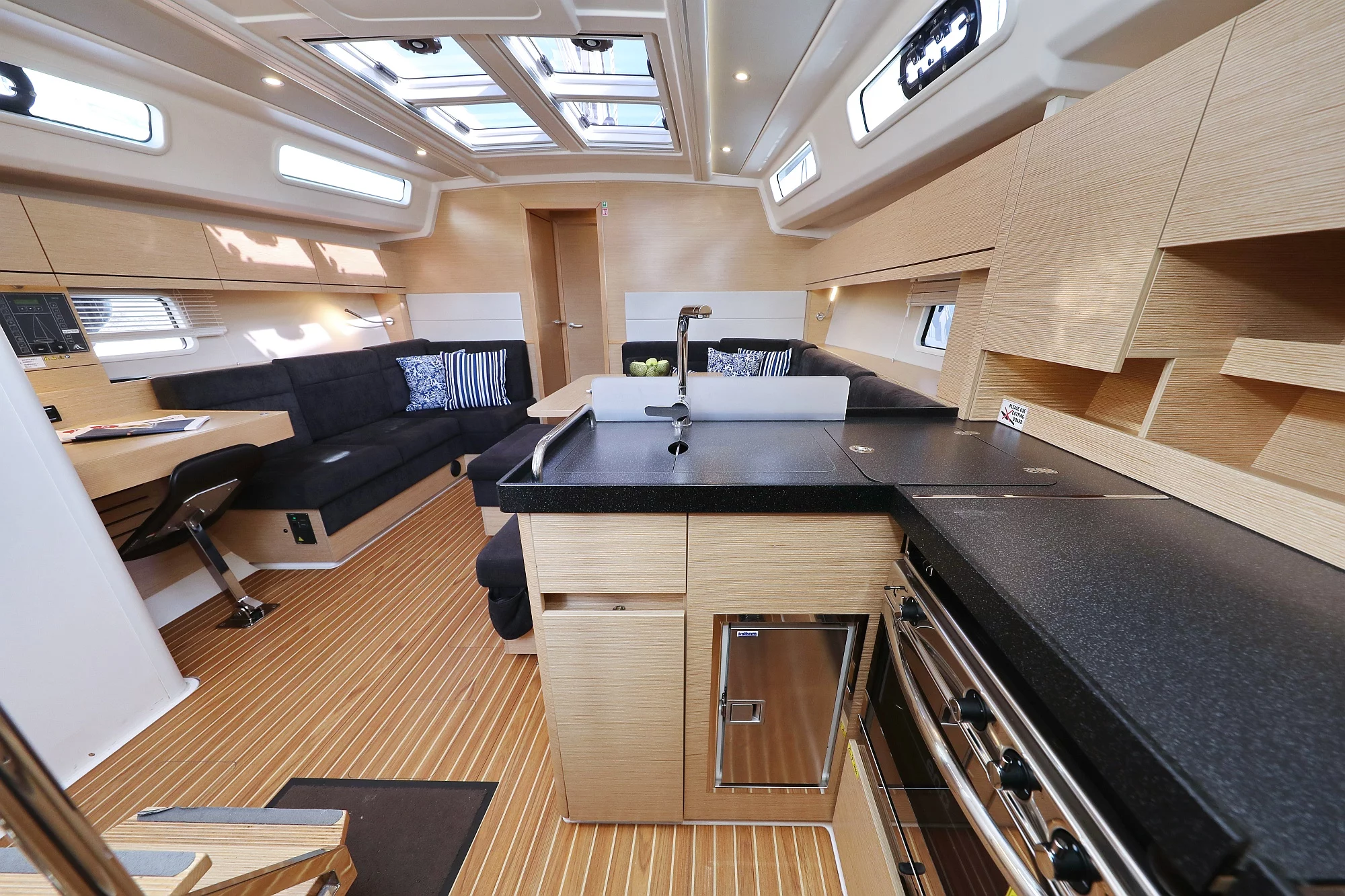 Hanse 458 (Kind of magic)  - 12