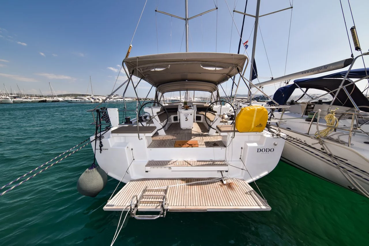 Oceanis 51.1 OW - 3 cab (Dodo)  - 0