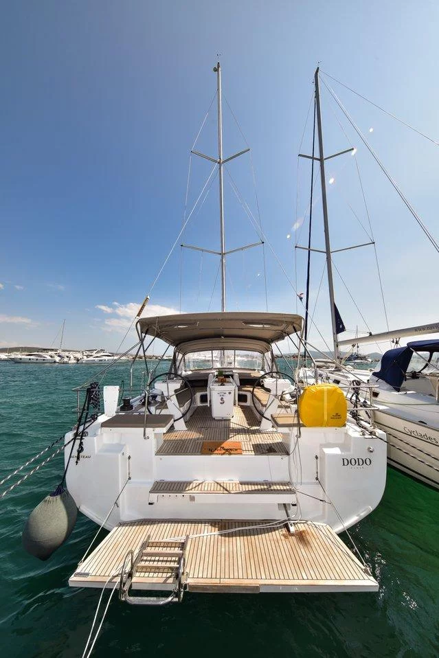 Oceanis 51.1 OW - 3 cab (Dodo)  - 2