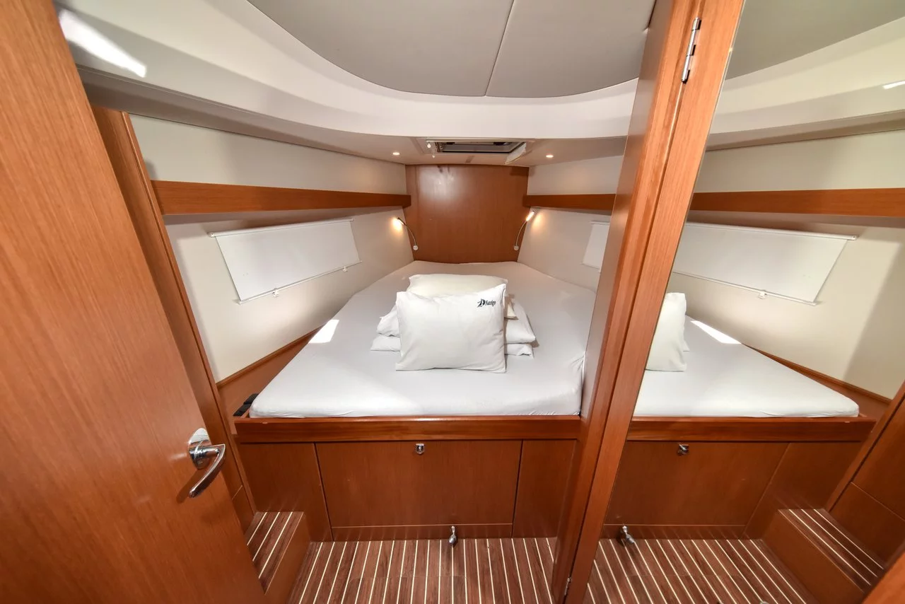 Bavaria C42 (Bella)  - 21