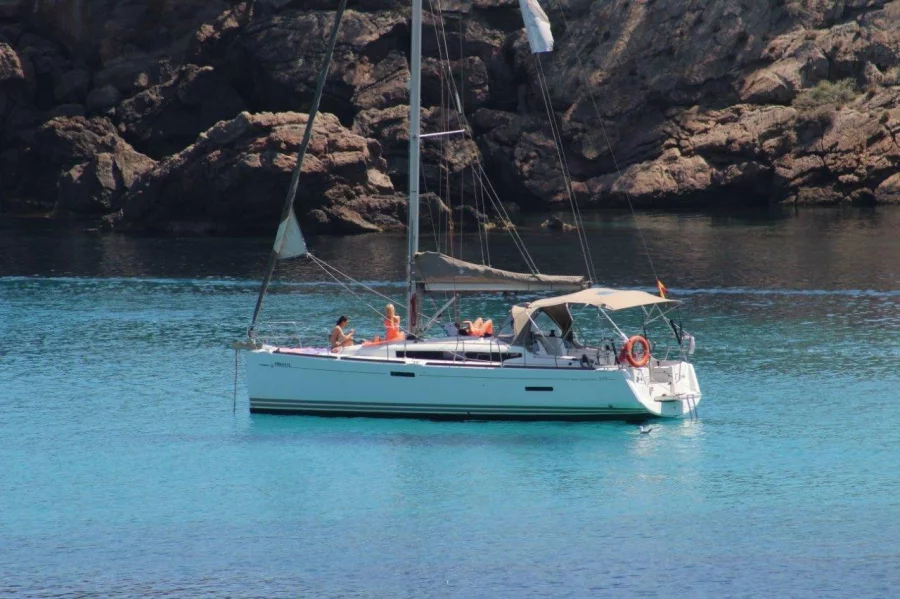 Sun Odyssey 379 (Erin)  - 3