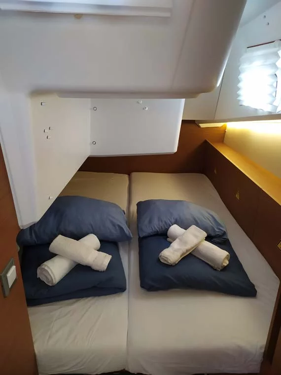 Sun Odyssey 380 (Bright Elli)  - 9