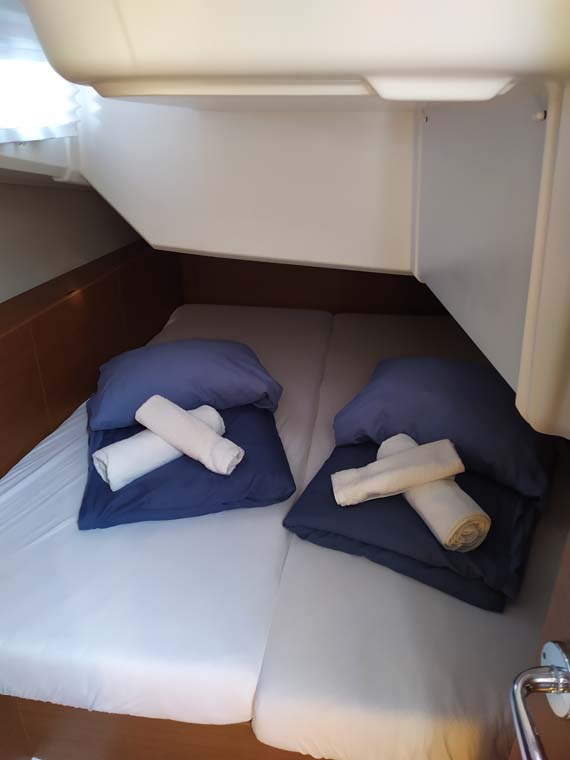 Photo #11 - Sun Odyssey 380 (Bright Elli) in Trogir - 34305
