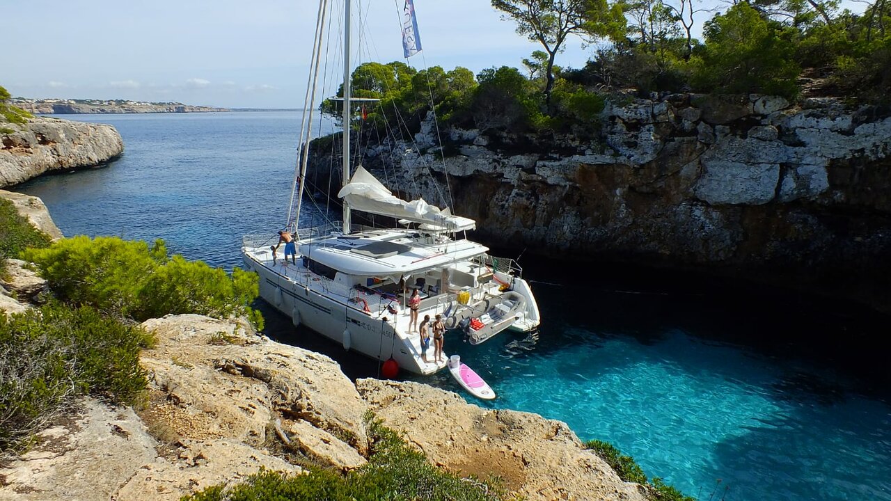 Photo #3 - Lagoon 450 S (Vamos Elli) in Palma - 34308