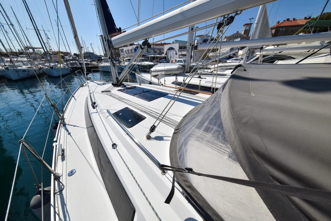 Bavaria Cruiser 37 - 3 cab. (Viviana)  - 4