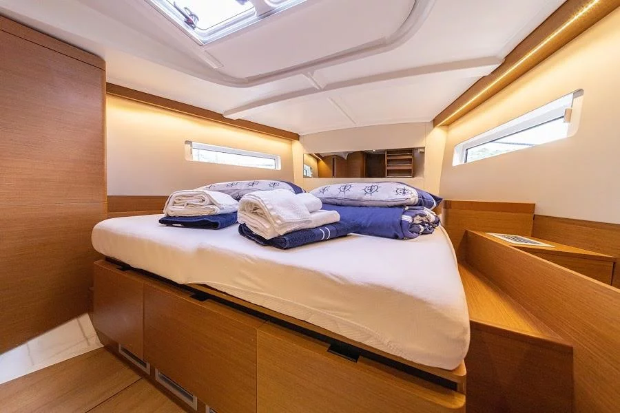 Dufour 48 Catamaran - 5 + 1 cab. (Bahia Serena)  - 18