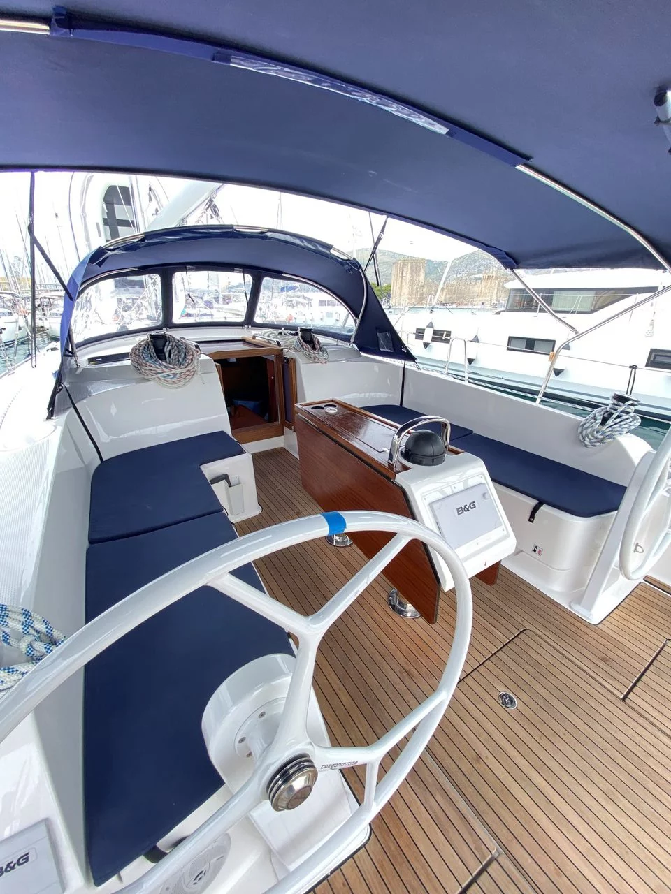 Bavaria Cruiser 46 - 4 cab. (Tess Point)  - 4