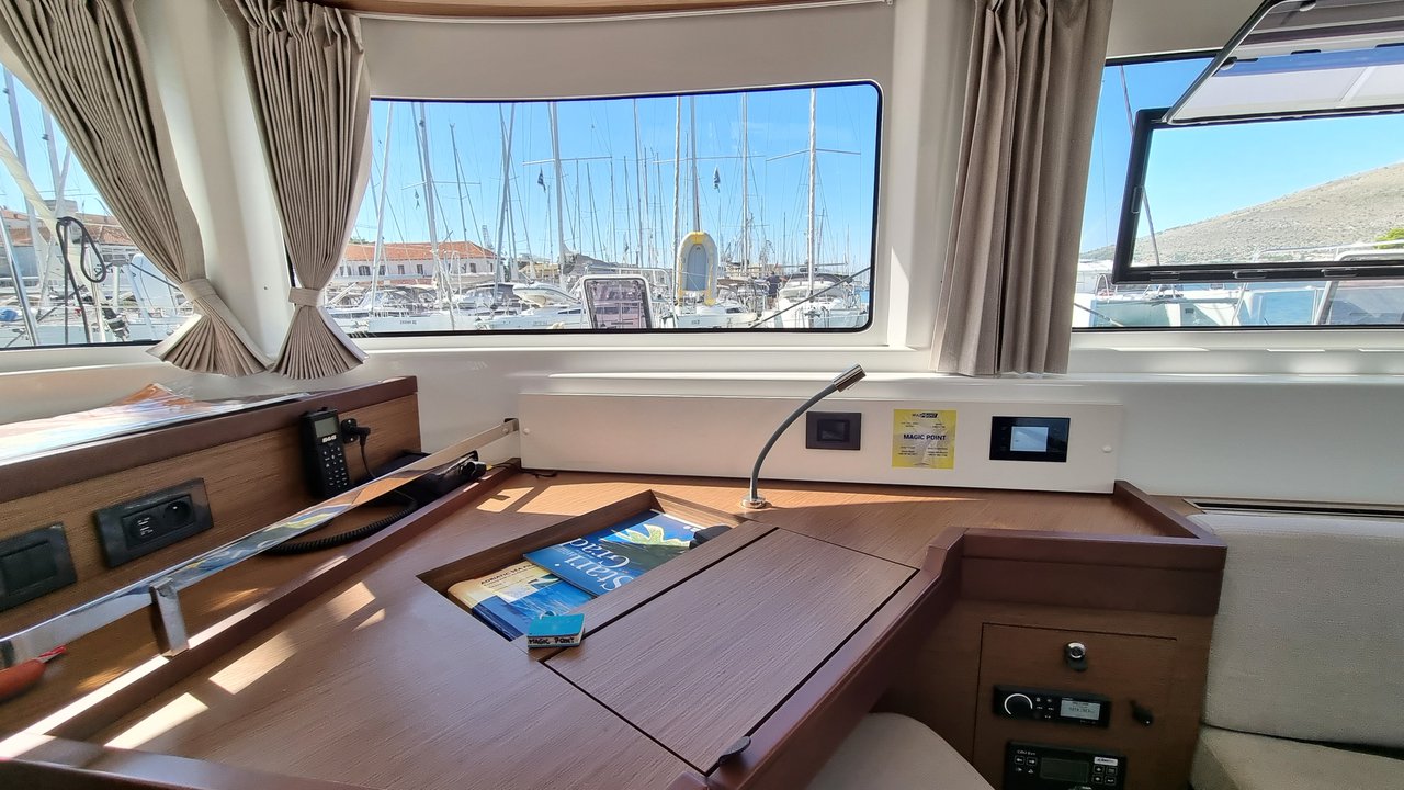 Photo #13 - Lagoon 46 - 4 + 2 cab. (Magic Point) en Trogir - 34376