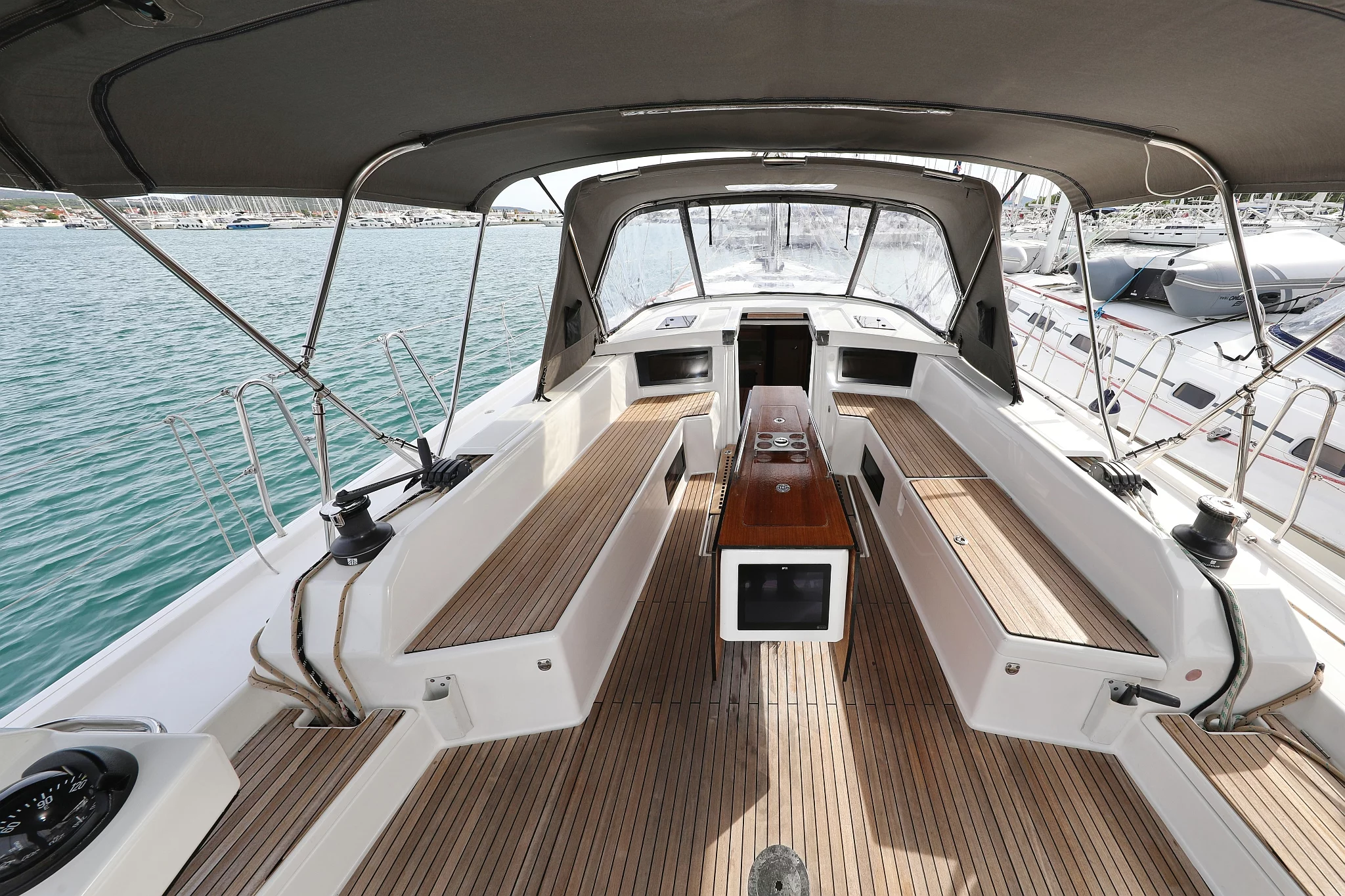 Dufour 530 (Dancer)  - 3
