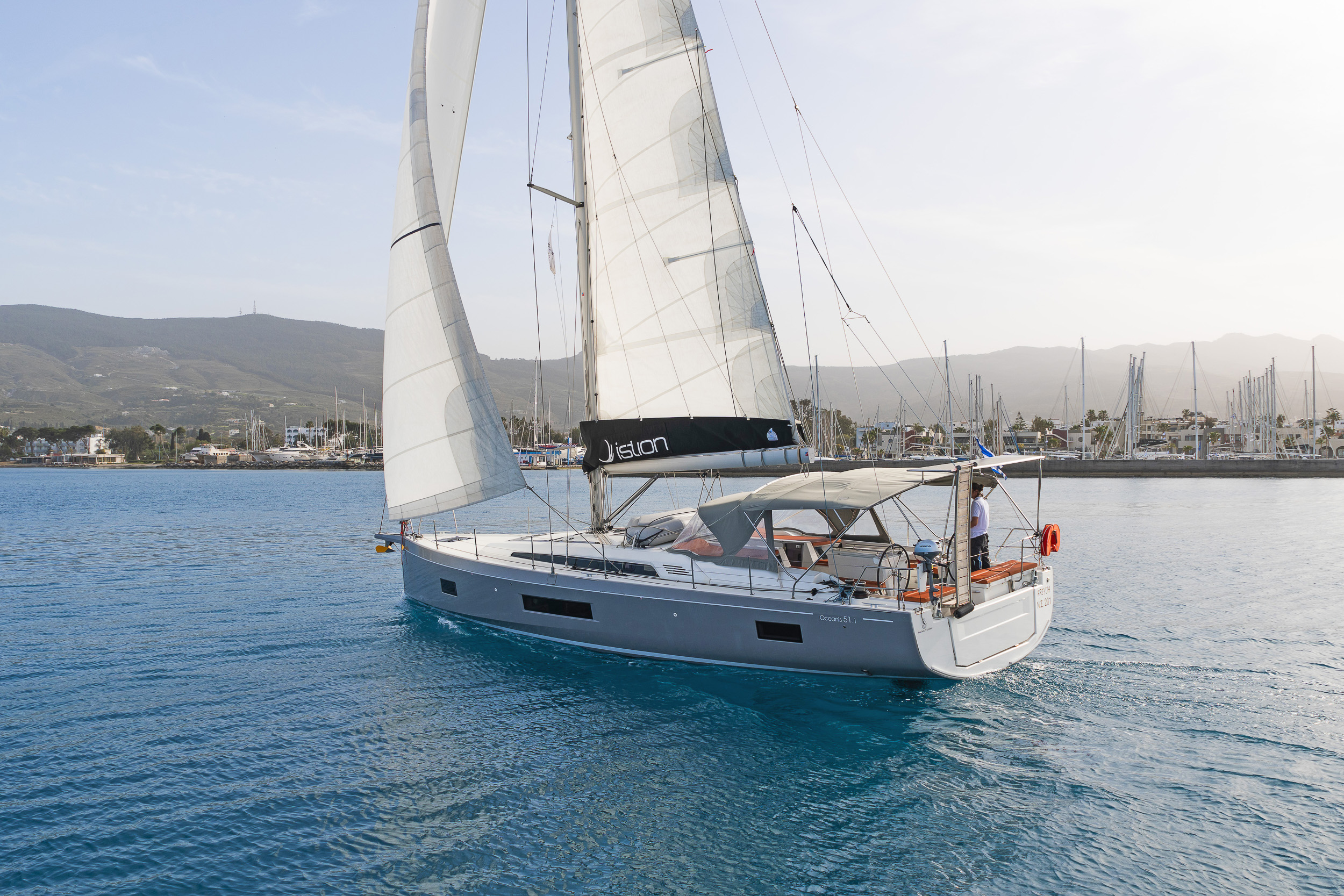 Photo #4 - Oceanis 51.1 - 5 + 1 cab. (Freyja) in Kos - 34393