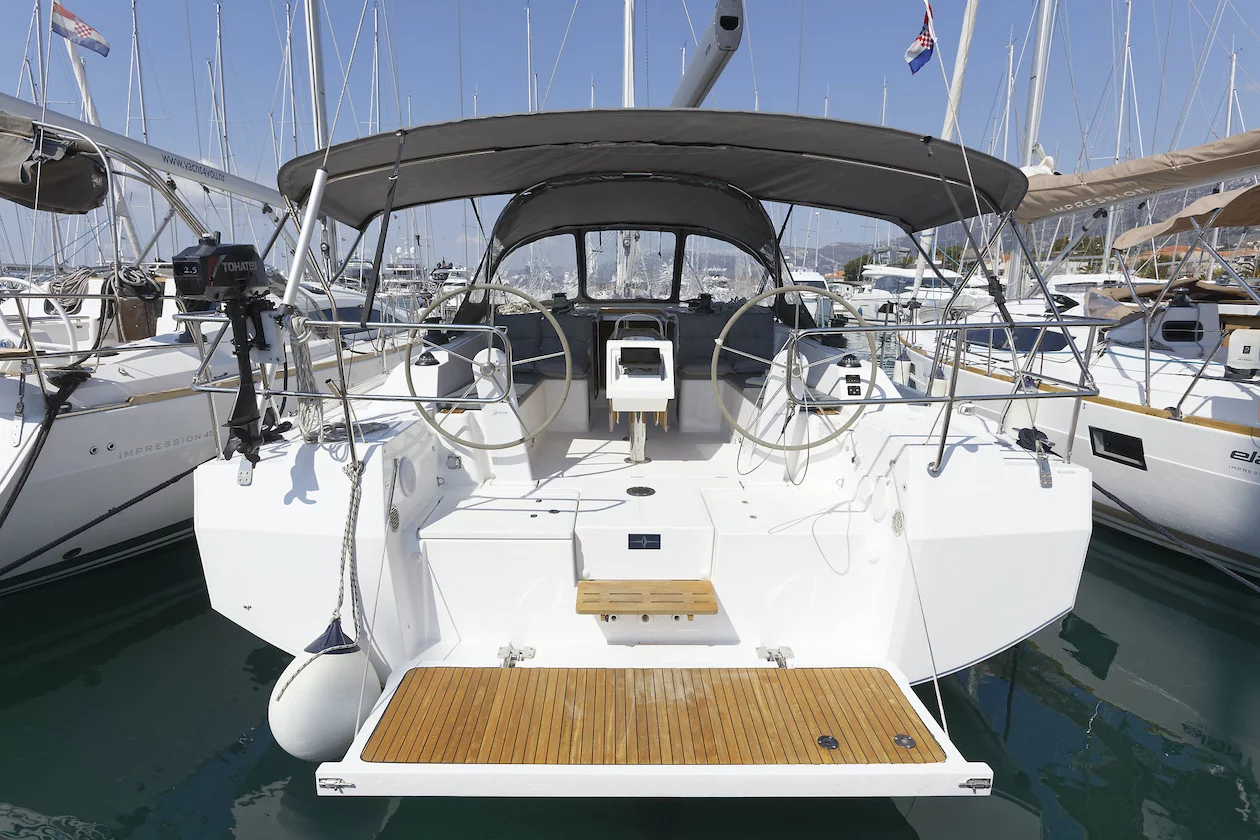 Bavaria C42 (Srna)  - 6