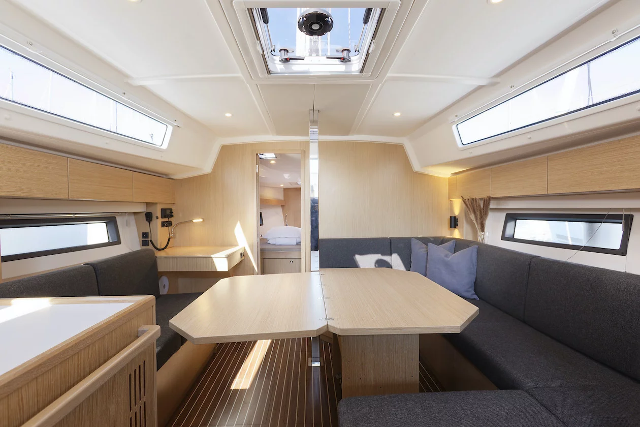 Bavaria C42 (Srna)  - 11