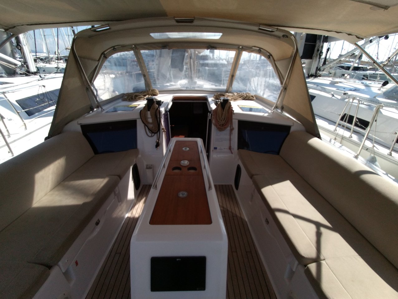Photo #19 - Dufour 430 (Triumph) in Corfu - 34434