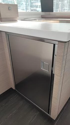Fountaine Pajot Astrea 42 - 4 + 2 cab. (Reina)  - 10