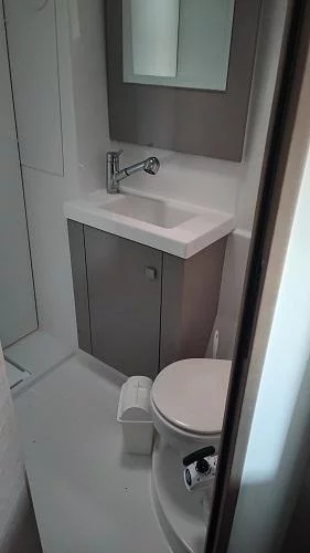 Fountaine Pajot Astrea 42 - 4 + 2 cab. (Reina)  - 14