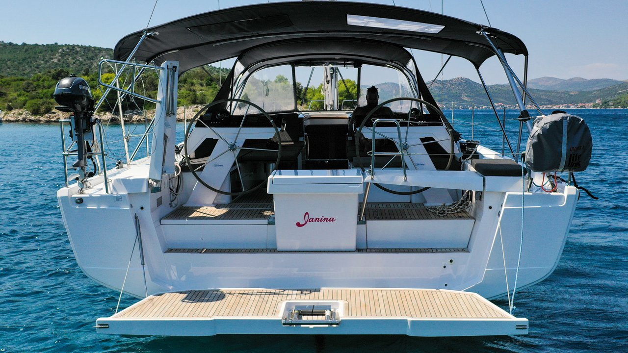 Photo #3 - Hanse 460 - 4 cab. (Janina) in Trogir - 34445