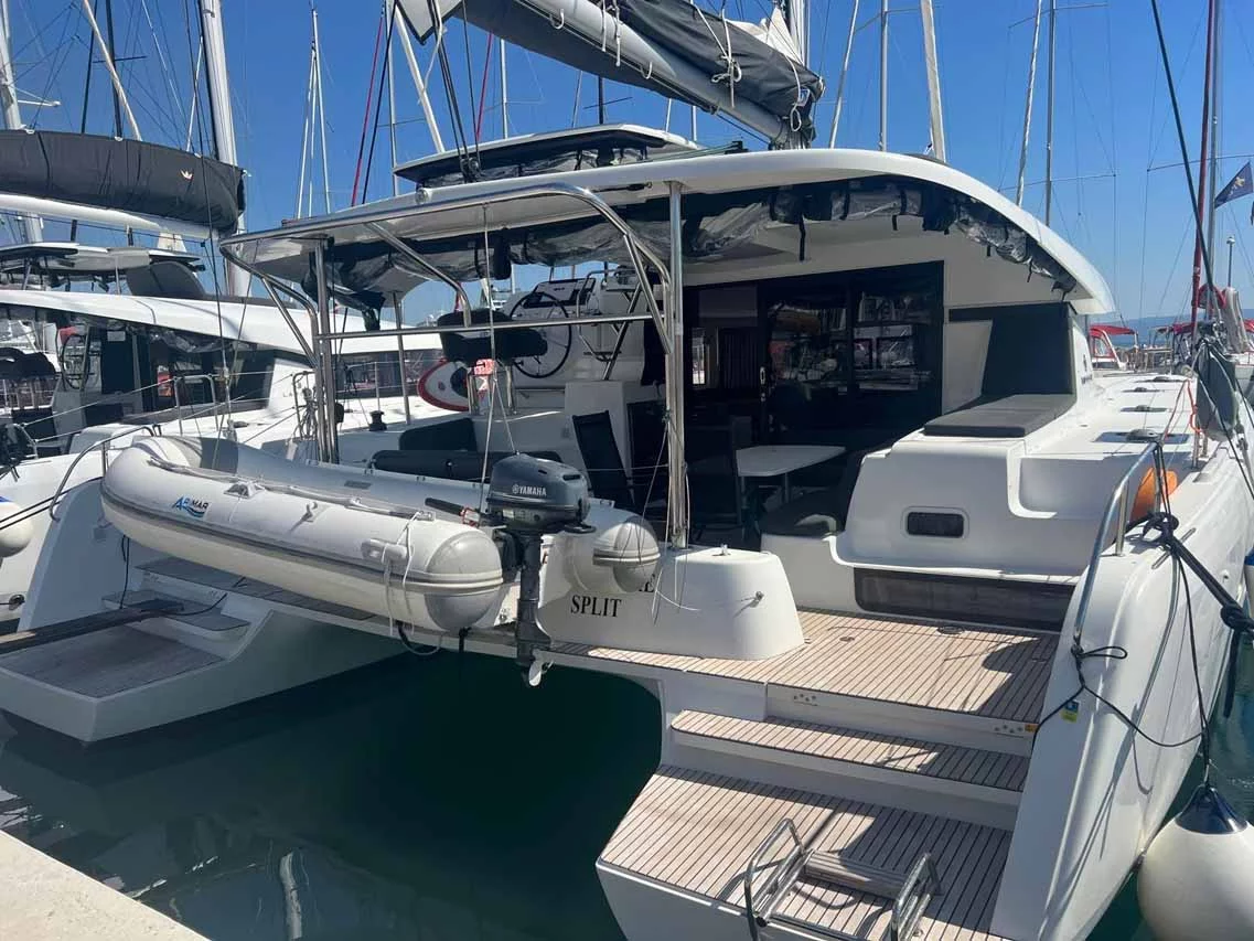 Lagoon 42 - 4 + 2 cab. (Adventure)  - 2