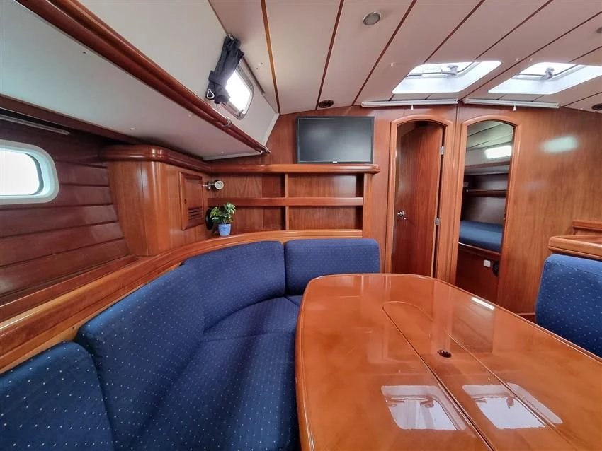 Beneteau 50 (White Lady)  - 4