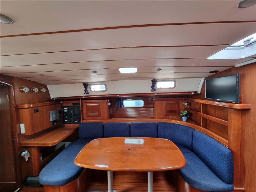 Photo #7 - Beneteau 50 (White Lady) in Pula - 34453