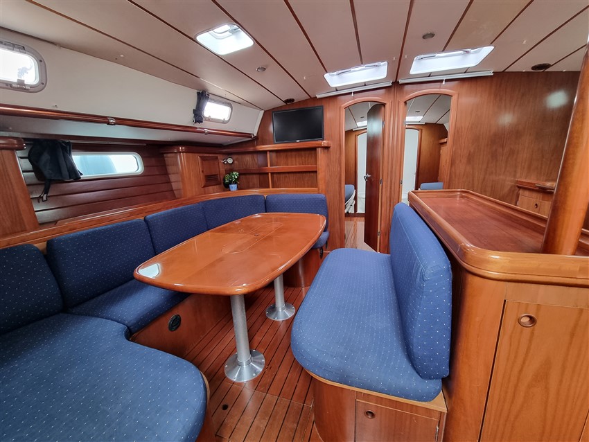 Photo #16 - Beneteau 50 (White Lady) in Pula - 34453