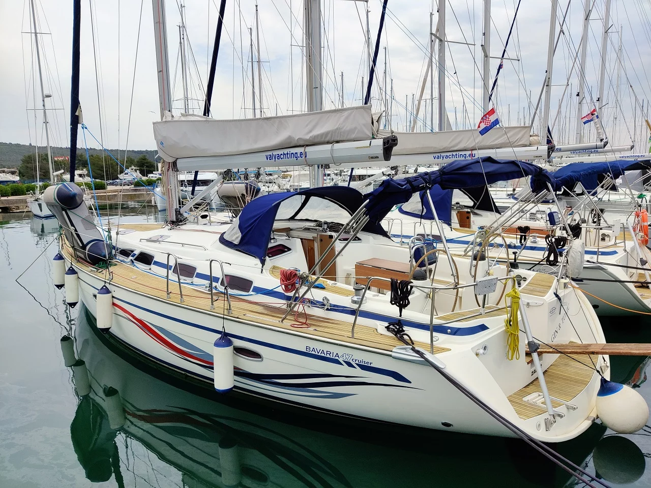 Bavaria 47 Cruiser (Gin & Tonic)  - 3